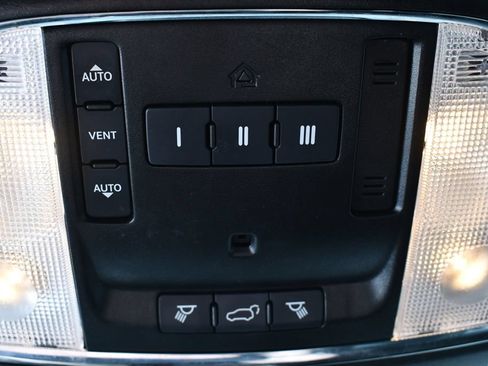 Used 2021 Jeep Grand Cherokee Limited w/ Quick Order Package 28K 80th AWD/4WD image 33