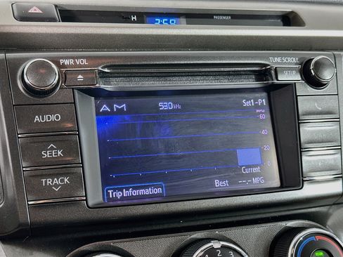 Used 2013 Toyota RAV4 LE FWD image 19
