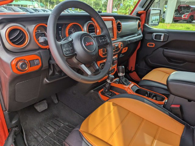 Used 2023 Jeep Wrangler Sport AWD/4WD image 15