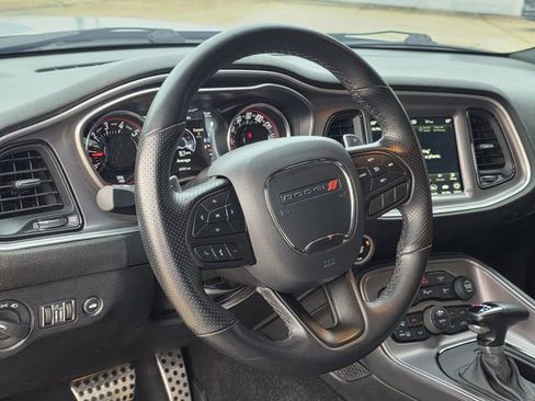 Used 2023 Dodge Challenger R/T RWD image 10