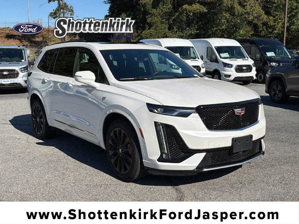 Used 2022 Cadillac XT6 Sport w/ Technology Package AWD/4WD image 1