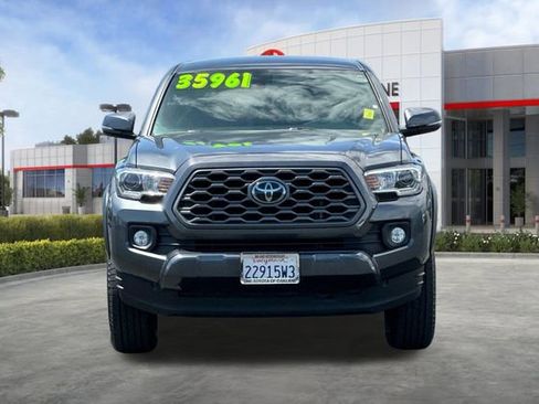 Used 2023 Toyota Tacoma TRD Off-Road w/ Technology Package AWD/4WD image 10