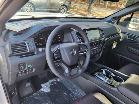 New 2026 Honda Ridgeline Black Edition image 9
