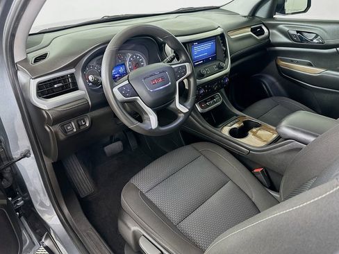 Used 2021 GMC Acadia SLE FWD image 9