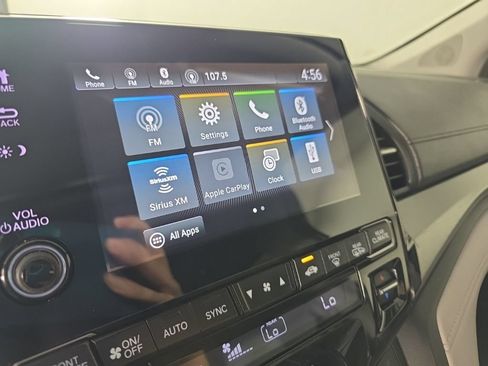 Used 2023 Honda Odyssey EX-L image 17