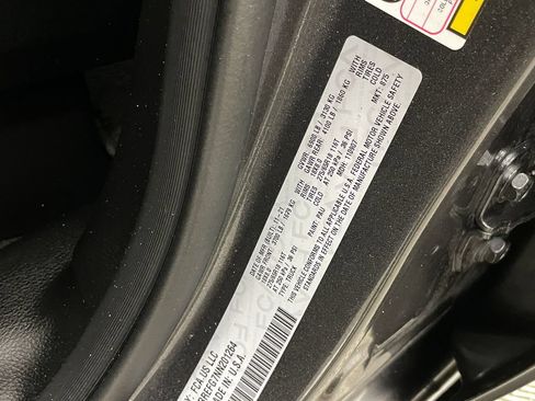 Used 2022 RAM 1500 Big Horn RWD image 31