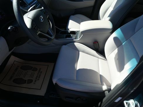 Used 2017 Hyundai Tucson SE image 10