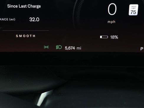 Used 2023 Lucid Air Touring image 12