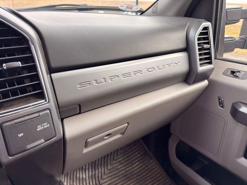 Used 2021 Ford F350 XLT w/ XLT Value Package image 42