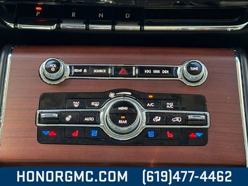 Used 2022 Lincoln Aviator Reserve w/ Equipment Group 201A image 33