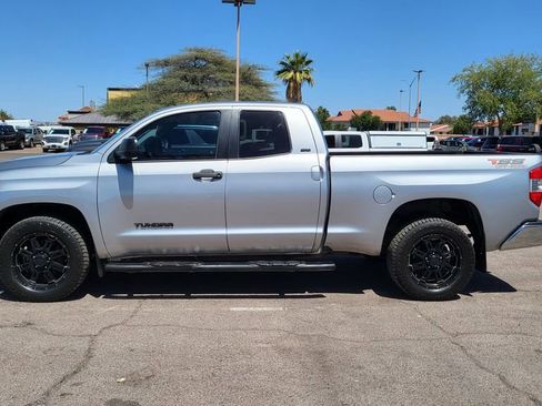 Used 2016 Toyota Tundra SR5 w/ SR5 Upgrade Package RWD image 5