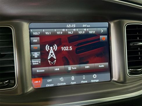 Used 2019 Dodge Charger SXT w/ Cold Weather Package image 7