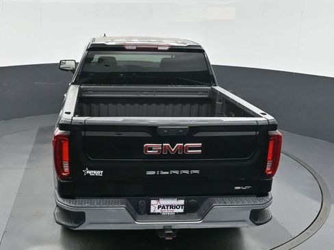 Used 2022 GMC Sierra 1500 SLT w/ SLT Convenience Package AWD/4WD image 28