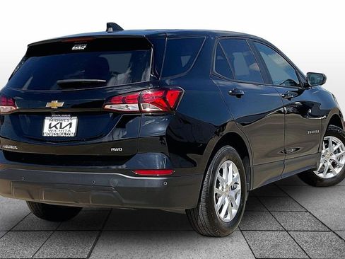 Used 2024 Chevrolet Equinox LS w/ LS Convenience Package AWD/4WD image 13
