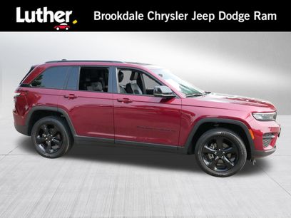 Used 2023 Jeep Grand Cherokee Altitude