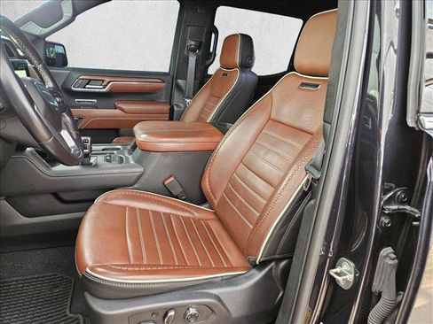 Used 2023 GMC Sierra 1500 Denali Ultimate AWD/4WD image 13