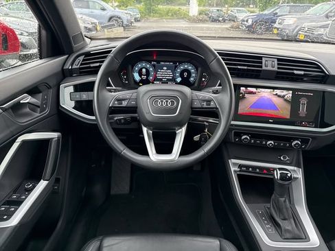 Used 2025 Audi Q3 2.0T Premium AWD/4WD image 29
