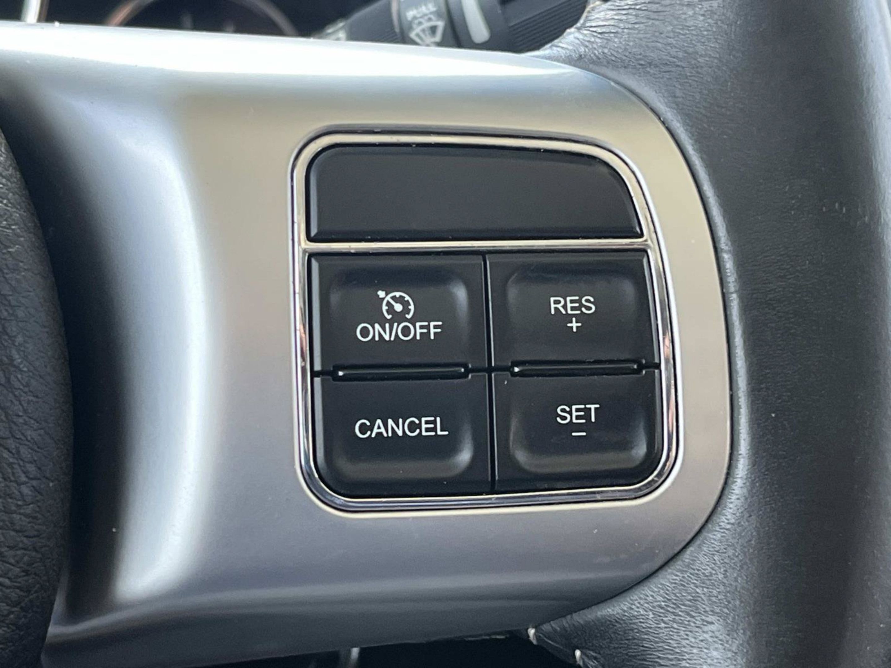 Used 2017 Jeep Wrangler Unlimited Rubicon AWD/4WD image 28