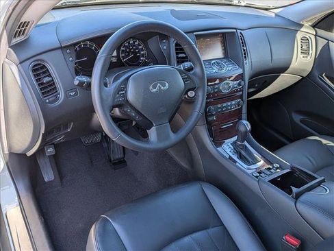 Used 2017 INFINITI QX50 AWD w/ Deluxe Touring Package image 10