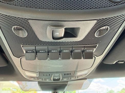 Used 2022 Ford F450 Platinum AWD/4WD image 32