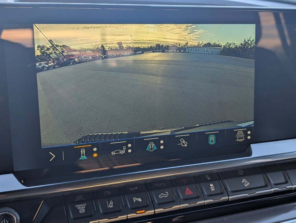 New 2026 Chevrolet Silverado 2500 High Country w/ High Country Premium Package AWD/4WD image 18