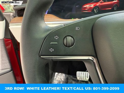 Used 2022 Tesla Model X AWD/4WD image 17