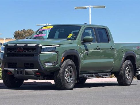 New 2026 Nissan Frontier PRO-4X w/ Tow Package AWD/4WD image 8