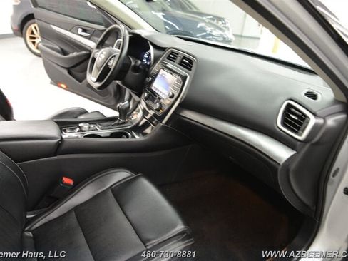 Used 2018 Nissan Maxima 3.5 SV image 20