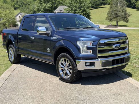 Used 2017 Ford F150 King Ranch w/ Equipment Group 601A Luxury AWD/4WD image 21