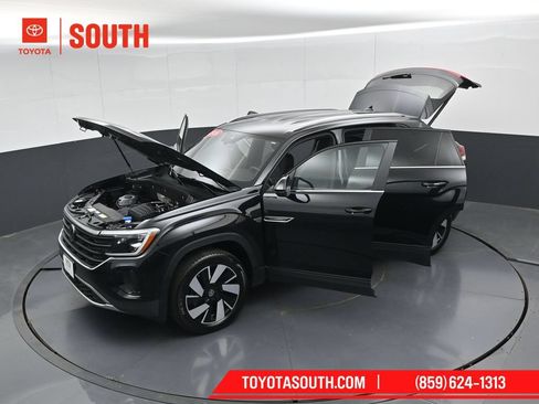 Used 2026 Volkswagen Atlas Cross Sport SE AWD/4WD image 56