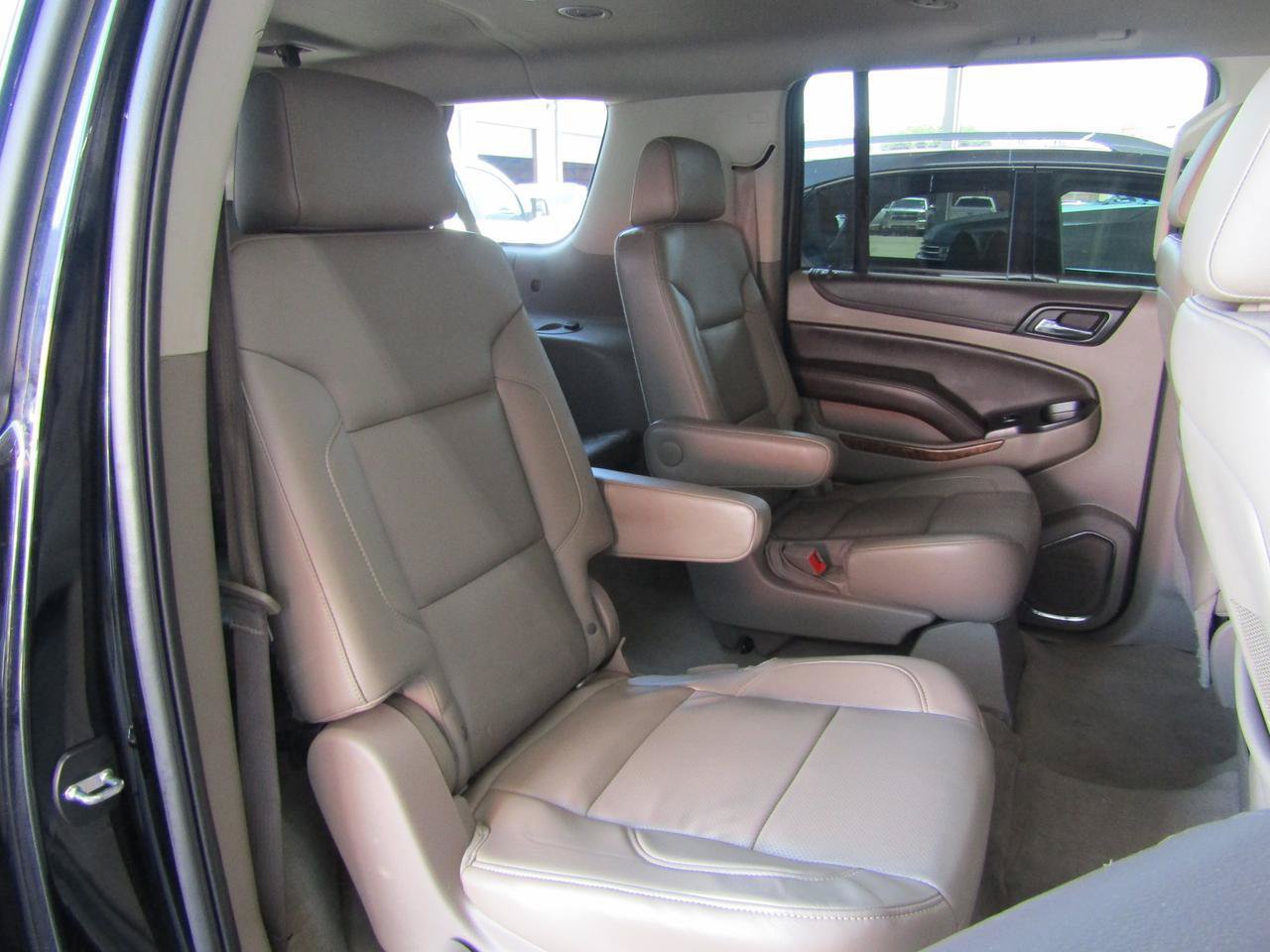 Used 2016 Chevrolet Suburban LTZ AWD/4WD image 14