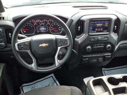 Used 2022 Chevrolet Silverado 2500 Custom w/ Custom Value Package image 20