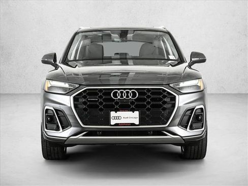 Used 2023 Audi Q5 2.0T Premium Plus w/ Premium Plus Package AWD/4WD image 2