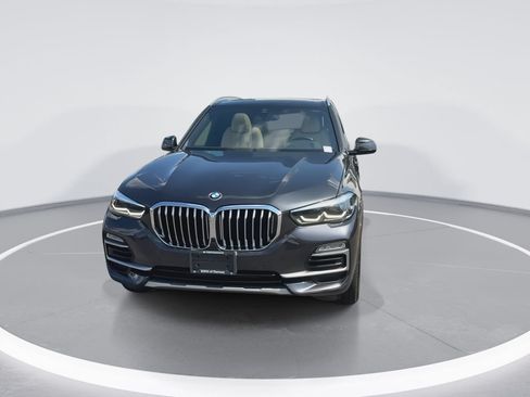 Used 2021 BMW X5 xDrive40i w/ Convenience Package AWD/4WD image 3