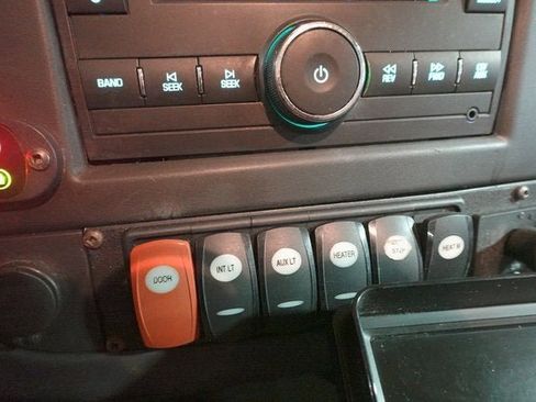 Used 2014 Chevrolet Express 3500 w/ Shuttle Bus Package image 17