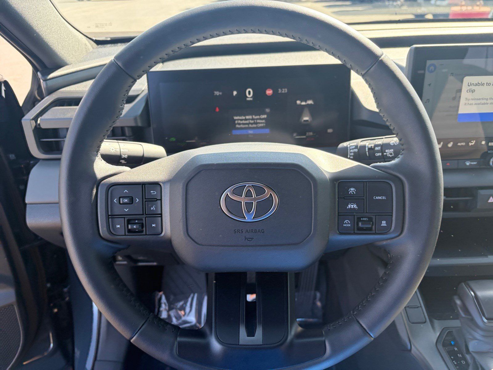 Used 2026 Toyota RAV4 SE w/ Convenience Package FWD image 12