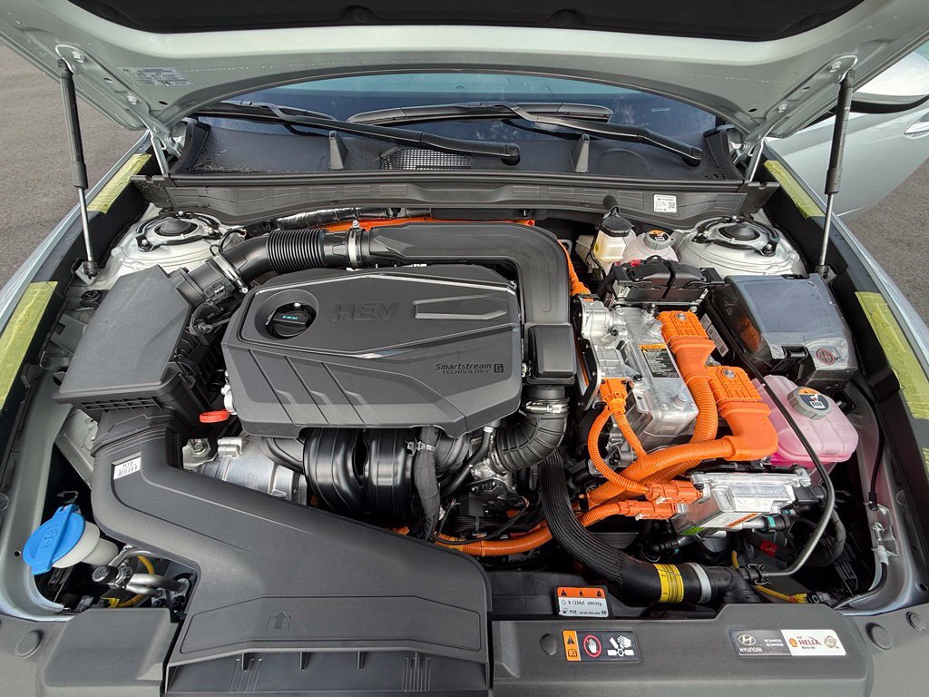 New 2026 Hyundai Sonata Blue FWD image 32