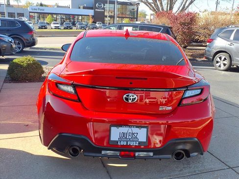 Used 2024 Toyota GR86 Premium image 22