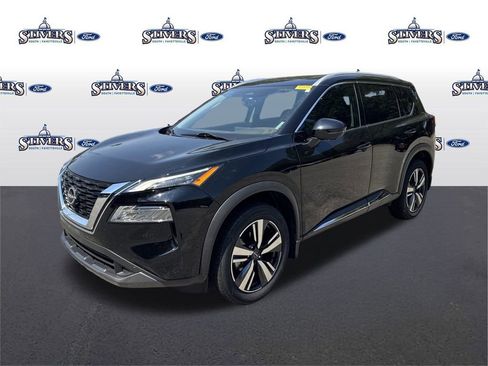 Used 2023 Nissan Rogue SL image 3
