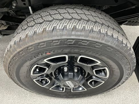 Used 2026 Ford F350 Platinum AWD/4WD image 16