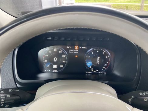 Used 2017 Volvo XC90 T6 Momentum w/ Vision Package AWD/4WD image 20