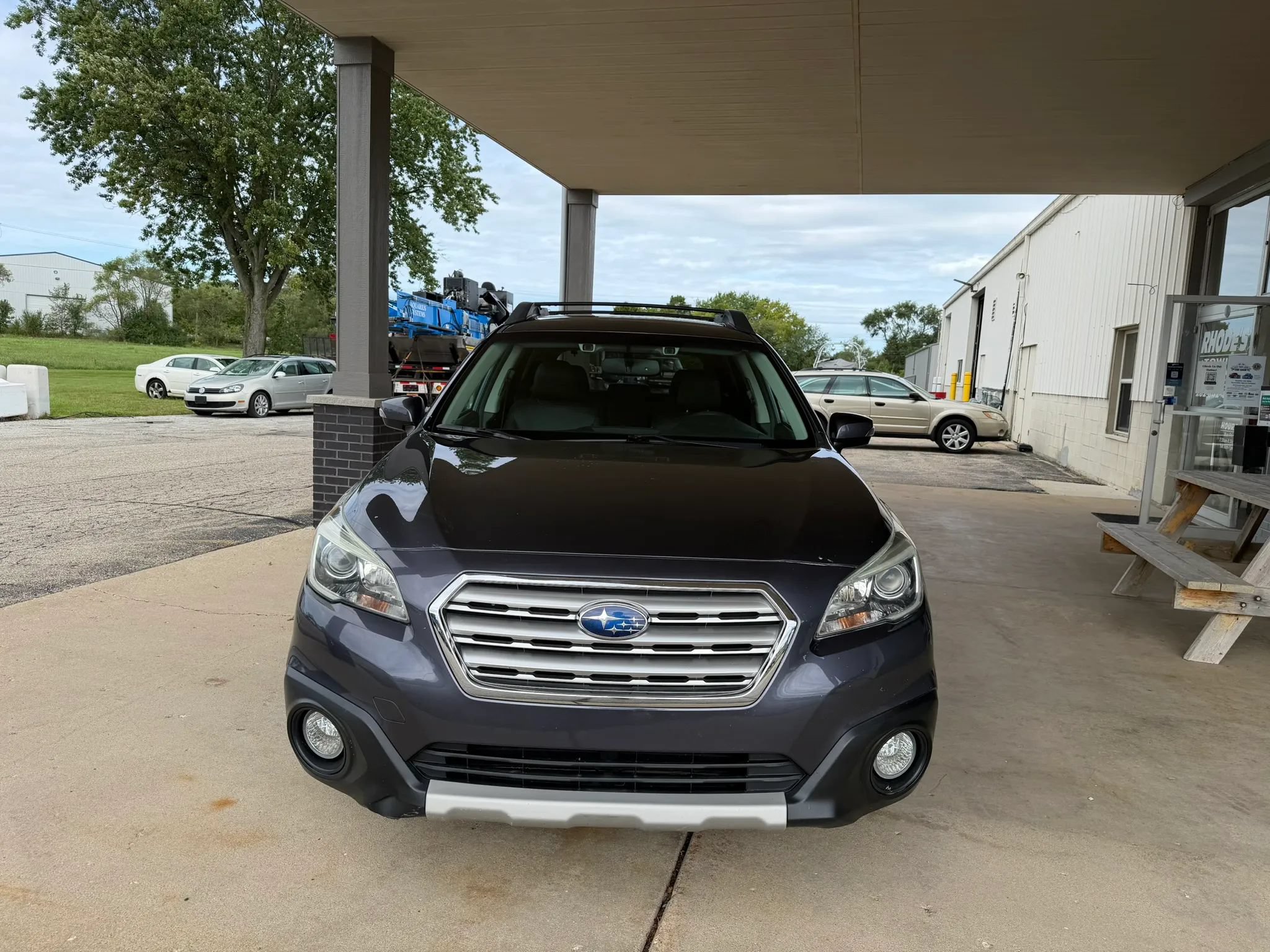 Used 2015 Subaru Outback 2.5i Limited AWD/4WD image 8