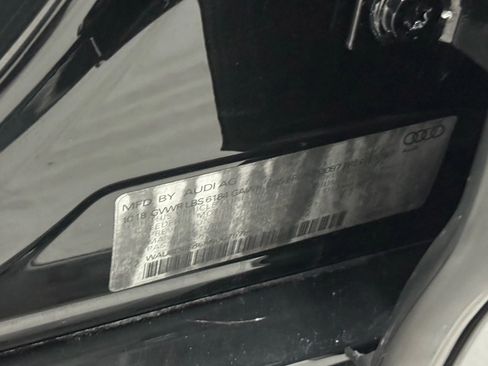 Used 2019 Audi A8 L 3.0T w/ Executive Package image 53