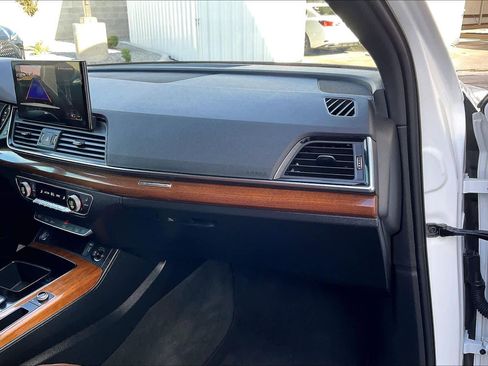 Used 2023 Audi Q5 2.0T Premium image 18