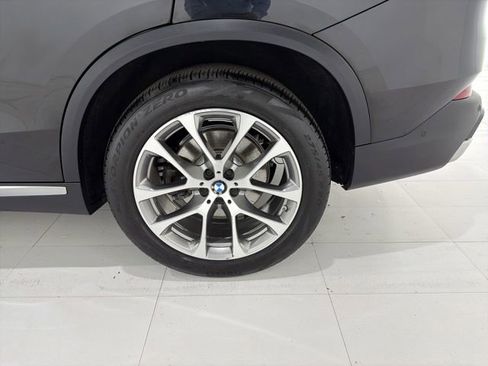 Certified 2024 BMW X5 xDrive40i w/ Premium Package AWD/4WD image 44