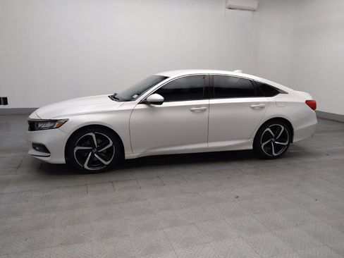 Used 2018 Honda Accord Sport image 2