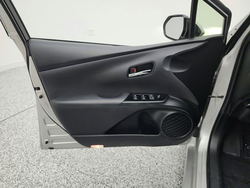 Used 2018 Toyota Prius Prime Premium w/ Carpet Mat Package image 14