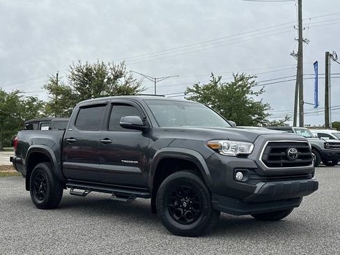 Used 2022 Toyota Tacoma SR5 image 9