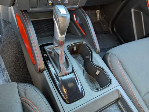 Certified 2025 Nissan Frontier PRO-4X image 21