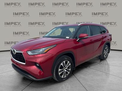 Used 2023 Toyota Highlander XLE